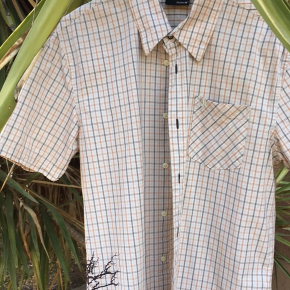 Hurley shirt - Picture 2 of 7